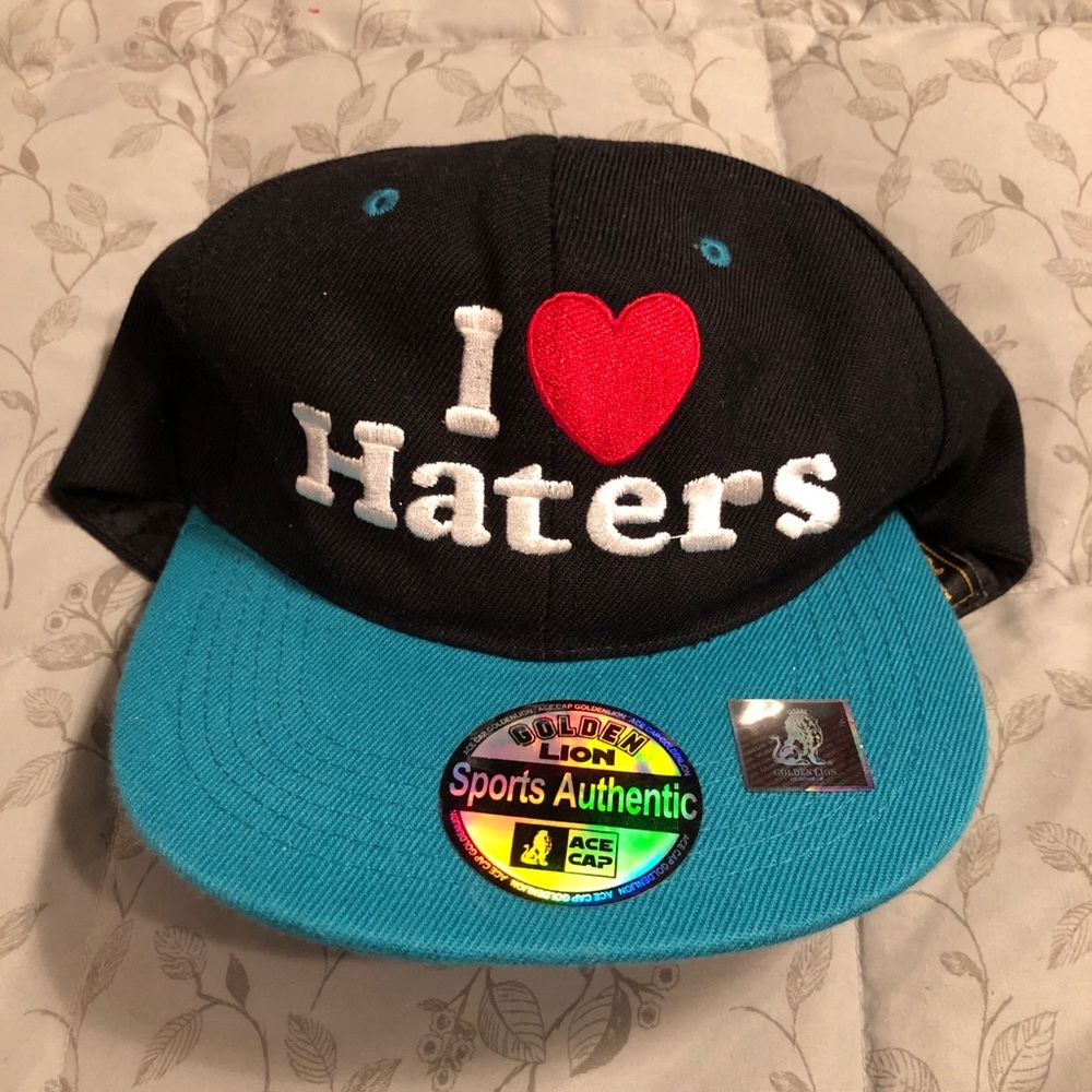 “ I ❤️ Haters “ Snapback - OS